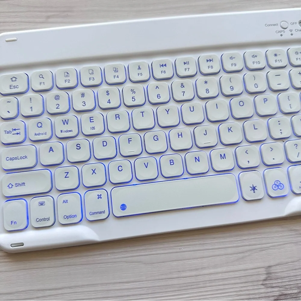 Sleek White Wireless Bluetooth Tablet Keyboard